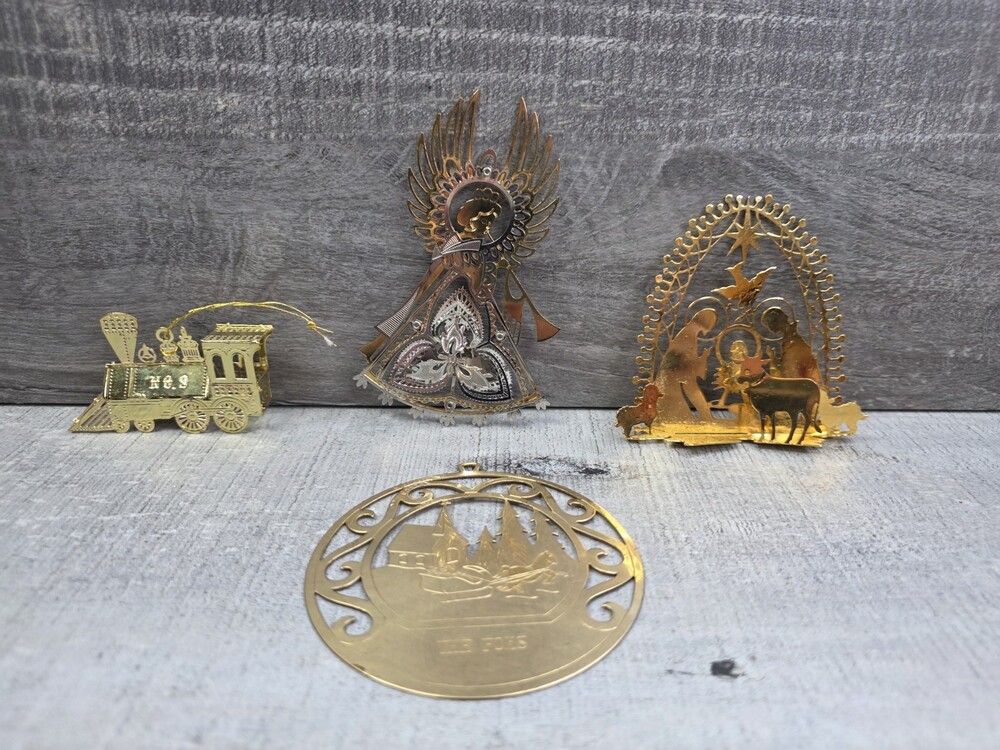 Danbury Mint Nativity 23kt Gold-Plated 1995 Christmas Ornament Misc Lot 55b
